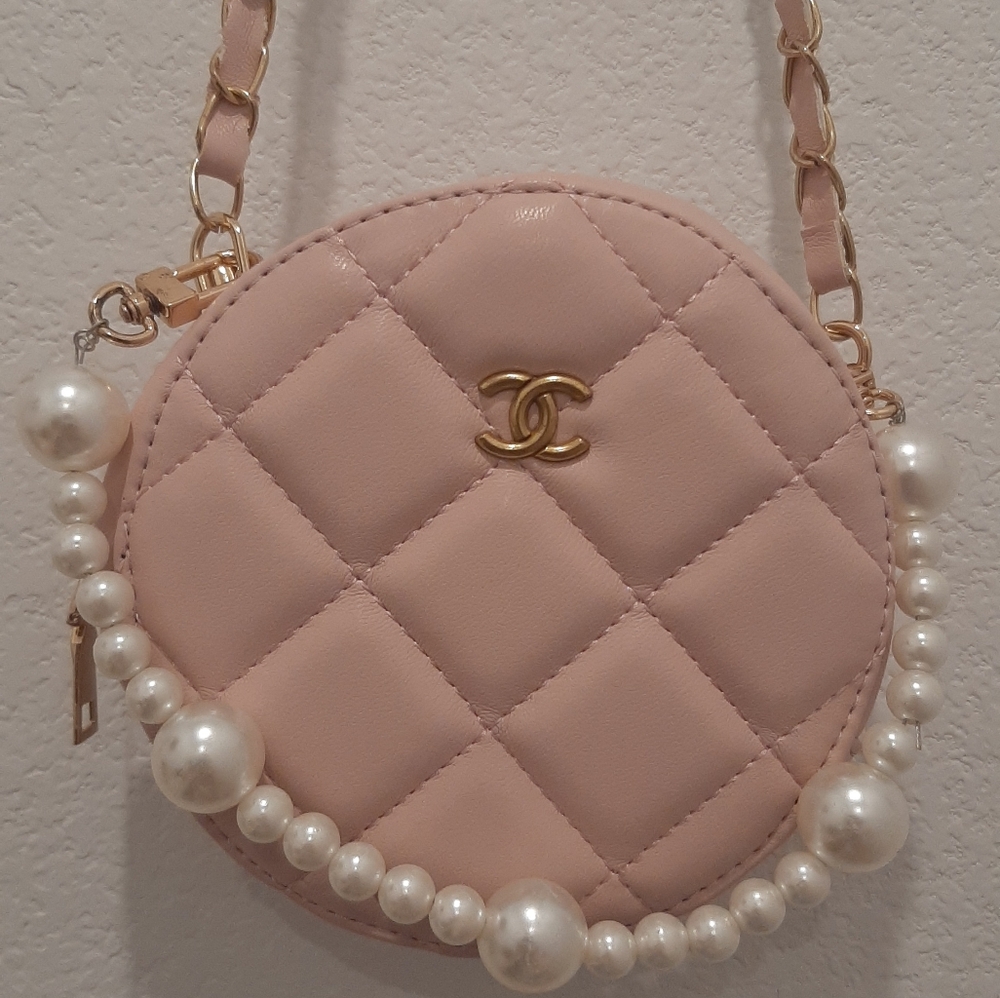 Soft Pink Sophisticated Lady Purse - Picture 2 of 6